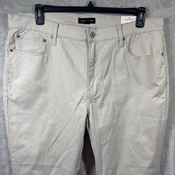 Lucky Brand NEW Mens Pants 410 Athletic Straight 38X30 Beige Stretch Zipper Logo - Picture 3 of 15